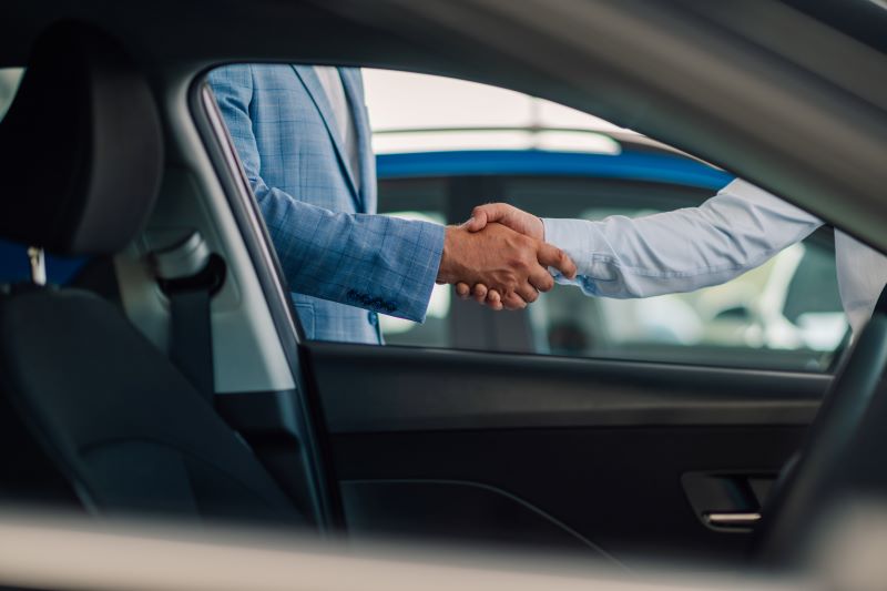 Lead Overload? Here'S How To Manage And Prioritize For Maximum Roi 3 Successful Deal Handshake