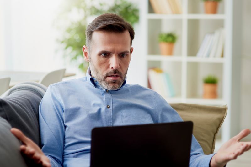 Why Your Dealership’s Lead Generation Is Failing—And How To Fix It 2 Confused Man Looking At The Website