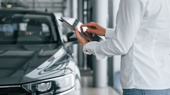 salesman using tablet