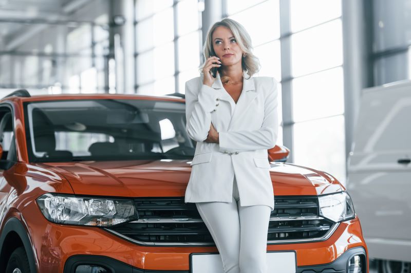 How To Use Facebook And Instagram Ads To Generate High-Quality Auto Leads 2 Woman In Formal Clothes